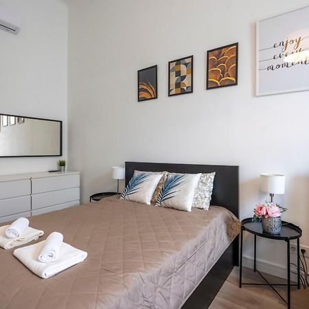 Spacious Cozy Home With 4Bedroom In The Heart Of Bp Βουδαπέστη Εξωτερικό φωτογραφία