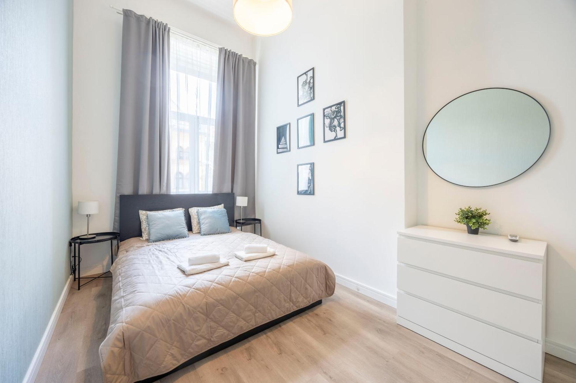 Spacious Cozy Home With 4Bedroom In The Heart Of Bp Βουδαπέστη Εξωτερικό φωτογραφία